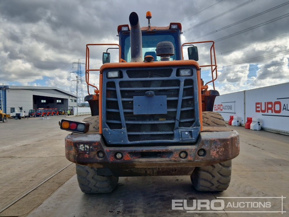 2015 Doosan DL300-3 - Колесен товарач: снимка 4 2015 Doosan DL300-3 - Колесен товарач: снимка 4