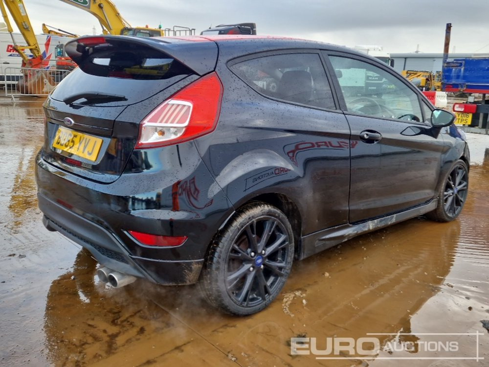 2015 Ford Fiesta - Лек автомобил: снимка 5 2015 Ford Fiesta - Лек автомобил: снимка 5