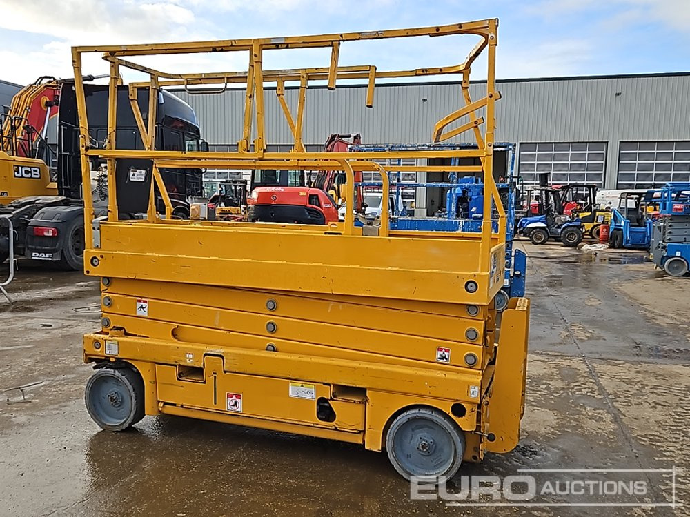 2015 Haulotte Compact 10N - Работна площадка: снимка 2 2015 Haulotte Compact 10N - Работна площадка: снимка 2