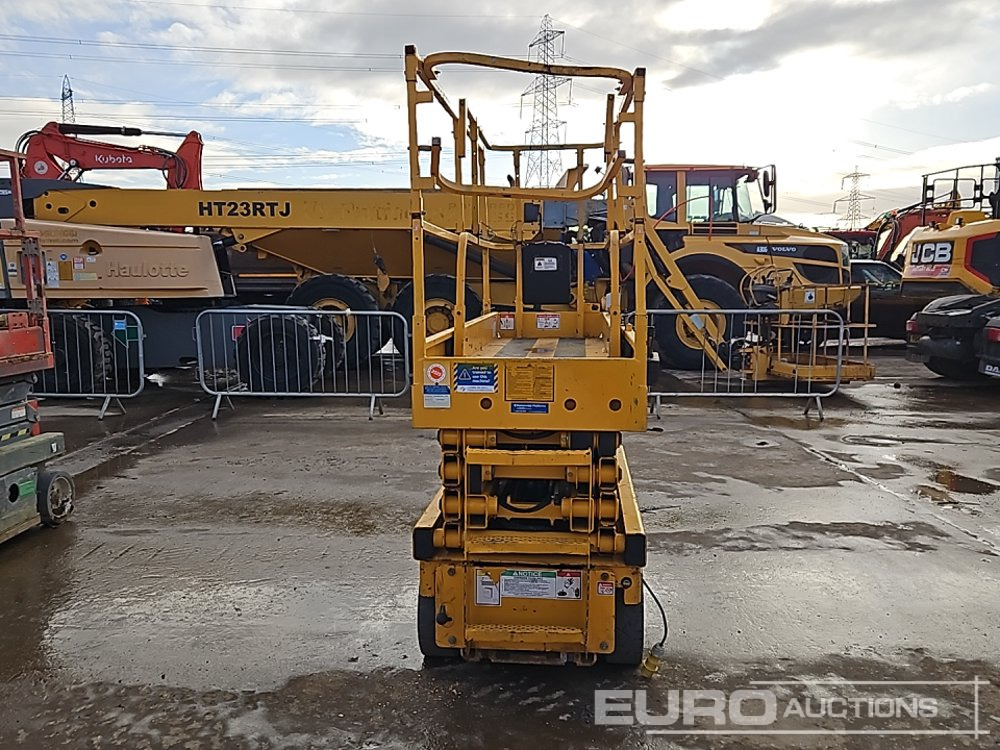 2015 Haulotte Compact 10N - Работна площадка: снимка 4 2015 Haulotte Compact 10N - Работна площадка: снимка 4