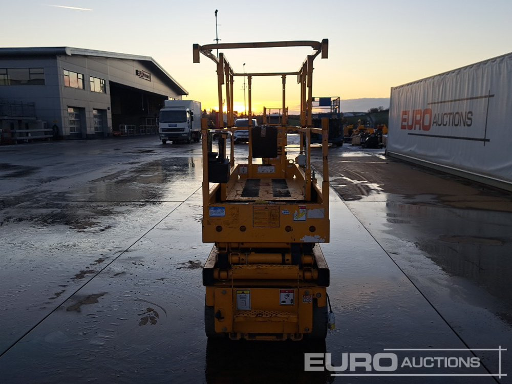 2015 Haulotte Compact 8 - Работна площадка: снимка 4 2015 Haulotte Compact 8 - Работна площадка: снимка 4