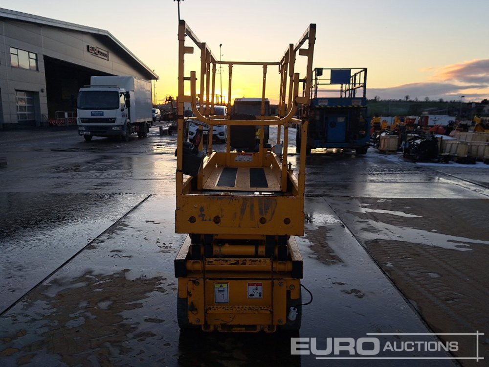 2015 Haulotte Compact 8 - Работна площадка: снимка 4 2015 Haulotte Compact 8 - Работна площадка: снимка 4