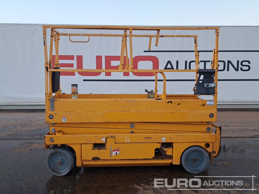 2015 Haulotte Compact 8 - Работна площадка: снимка 2 2015 Haulotte Compact 8 - Работна площадка: снимка 2