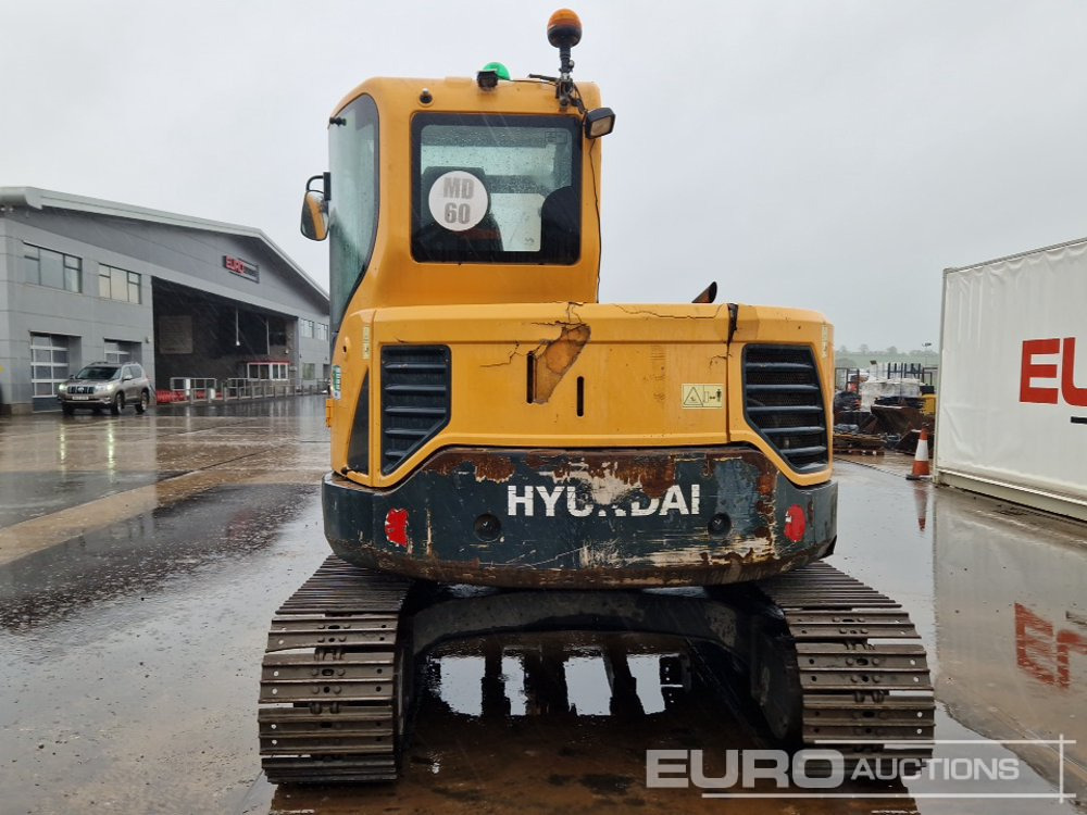 2015 Hyundai R80CR-9 - Мини багер: снимка 4 2015 Hyundai R80CR-9 - Мини багер: снимка 4