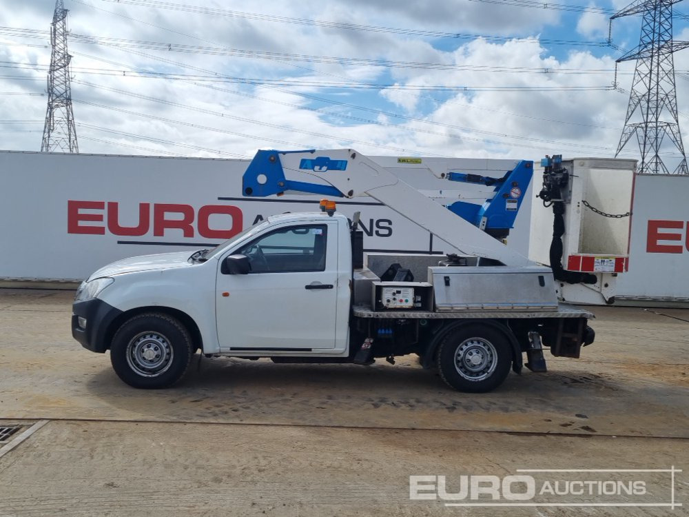 2015 Isuzu D-Max - Пътнически бус: снимка 2 2015 Isuzu D-Max - Пътнически бус: снимка 2