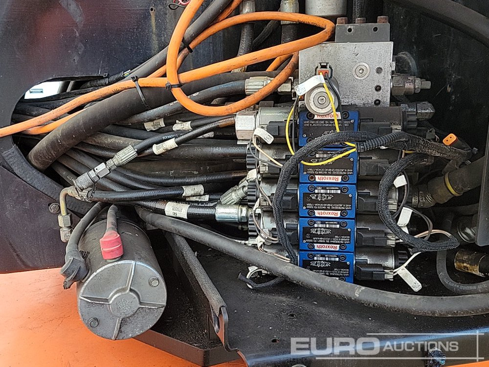 Артикулираща платформа 2015 JLG 600AJ: снимка 38 Артикулираща платформа 2015 JLG 600AJ: снимка 38