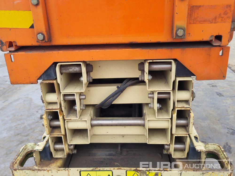 Работна площадка 2015 JLG R6: снимка 18