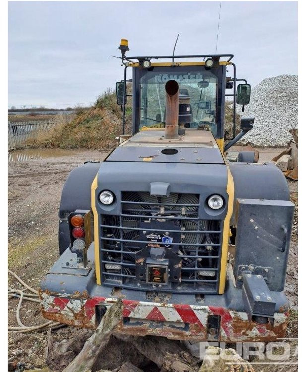 2015 Komatsu WA320-7 - Колесен товарач: снимка 5 2015 Komatsu WA320-7 - Колесен товарач: снимка 5