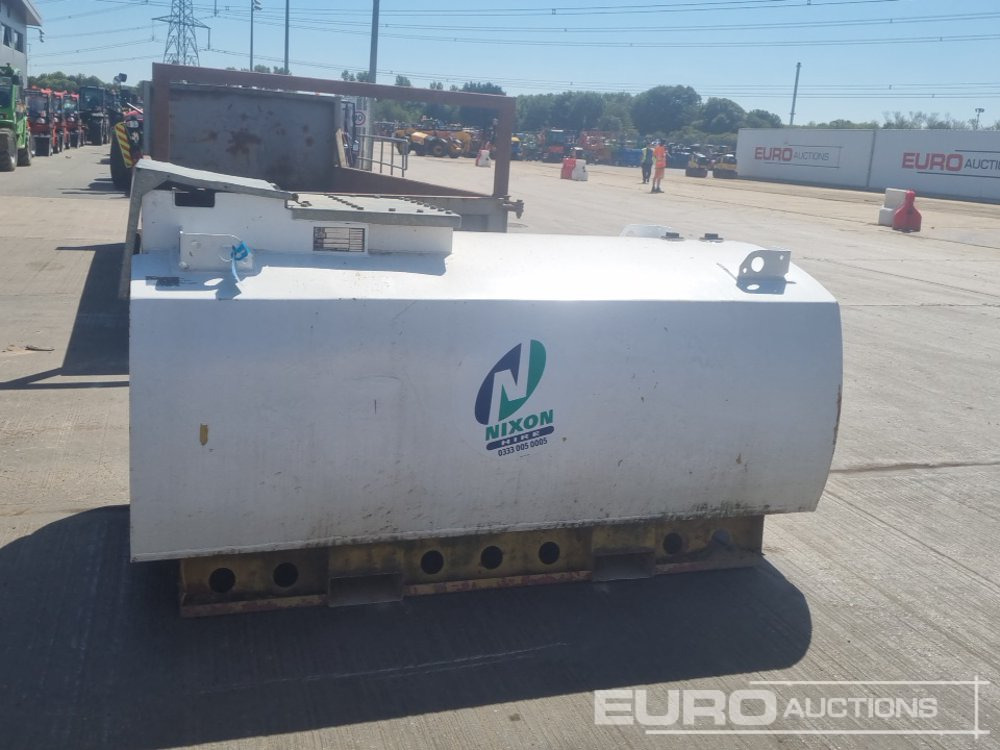 2015 Western 2000 Litre - Резервоар за съхранение: снимка 2 2015 Western 2000 Litre - Резервоар за съхранение: снимка 2