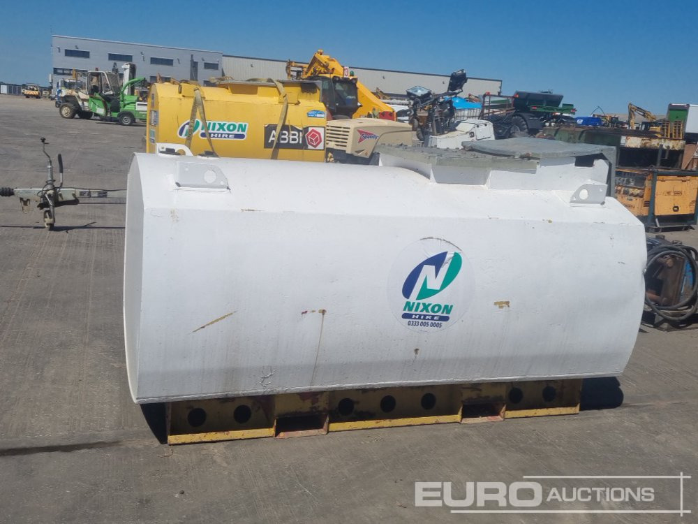 Резервоар за съхранение 2015 Western 2000 Litre: снимка 6