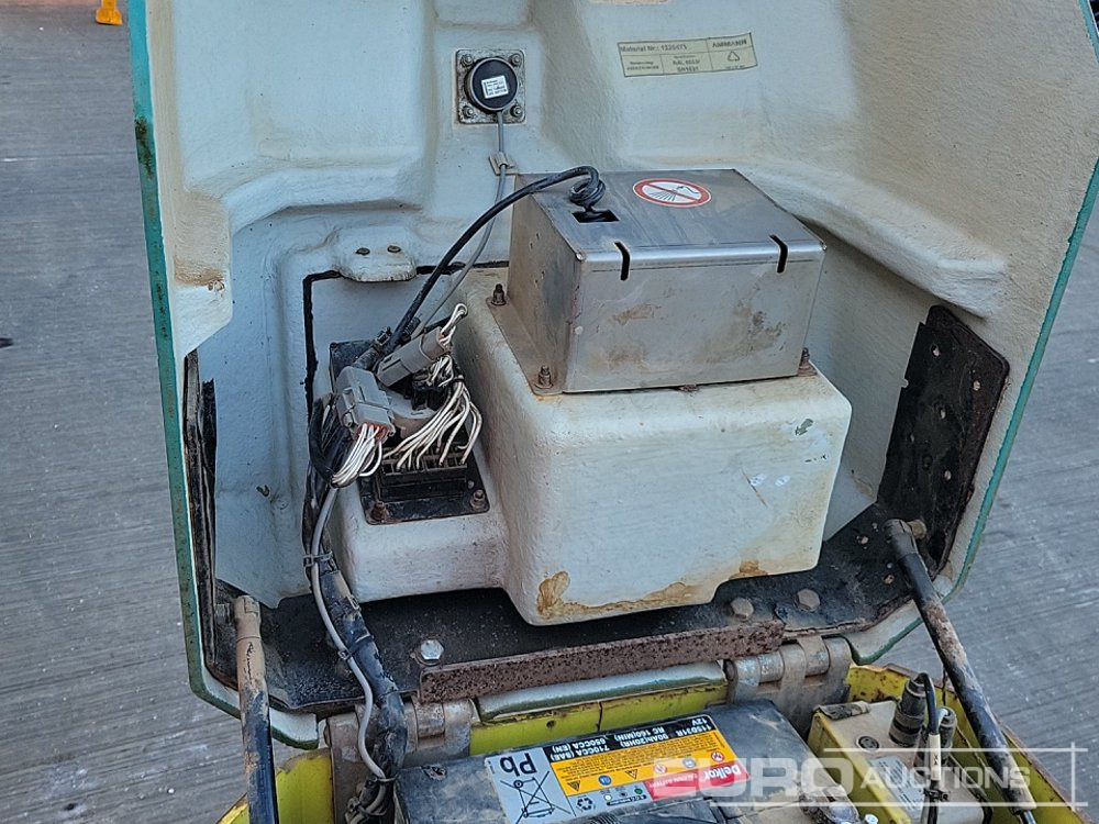 Техника за слагане на асфалт 2016 Ammann RAMMAX 1575: снимка 25