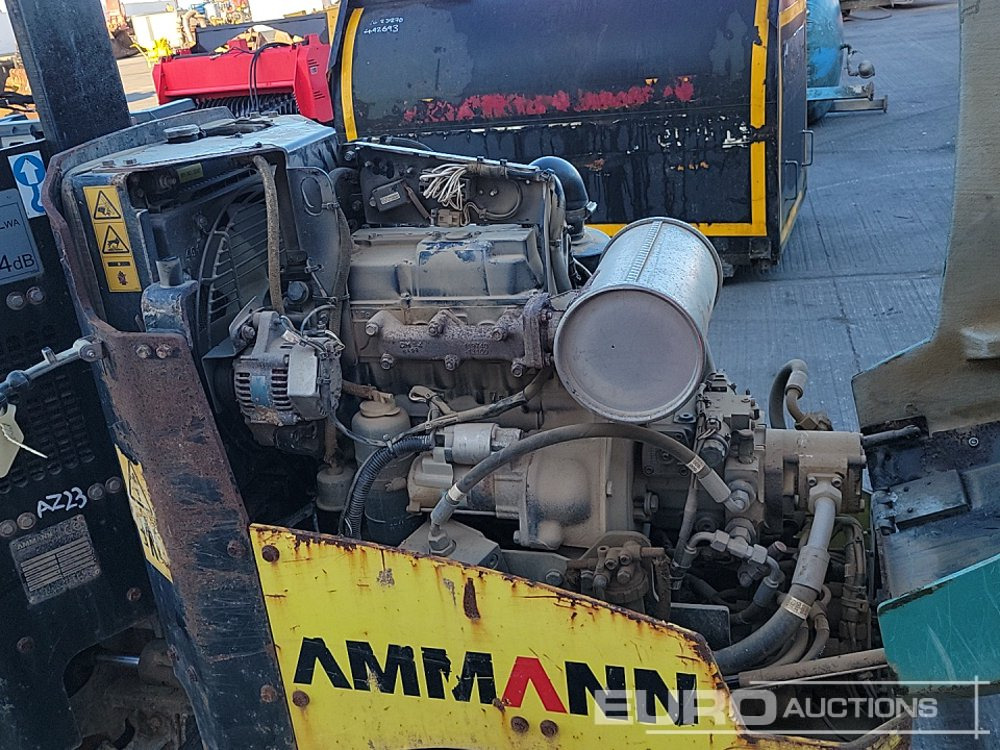 Техника за слагане на асфалт 2016 Ammann RAMMAX 1575: снимка 37