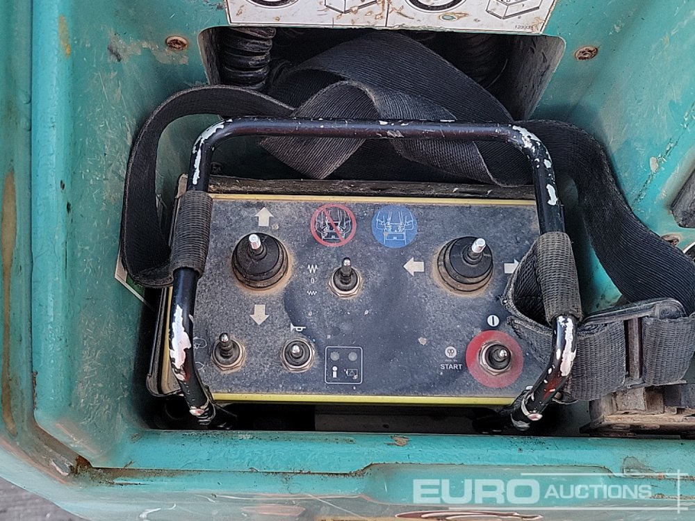 Техника за слагане на асфалт 2016 Ammann RAMMAX 1575: снимка 17