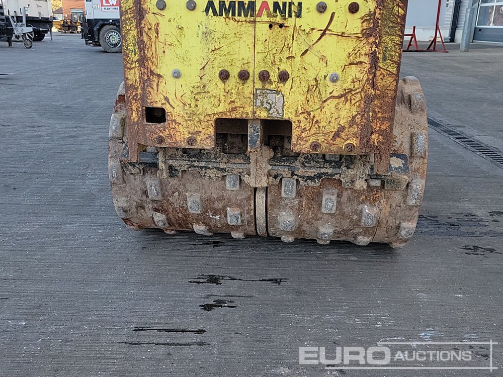 Техника за слагане на асфалт 2016 Ammann RAMMAX 1575: снимка 9