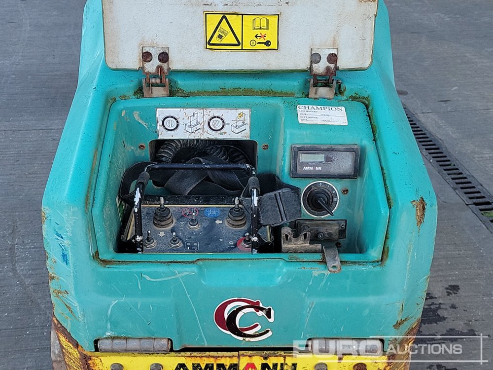 Техника за слагане на асфалт 2016 Ammann RAMMAX 1575: снимка 16