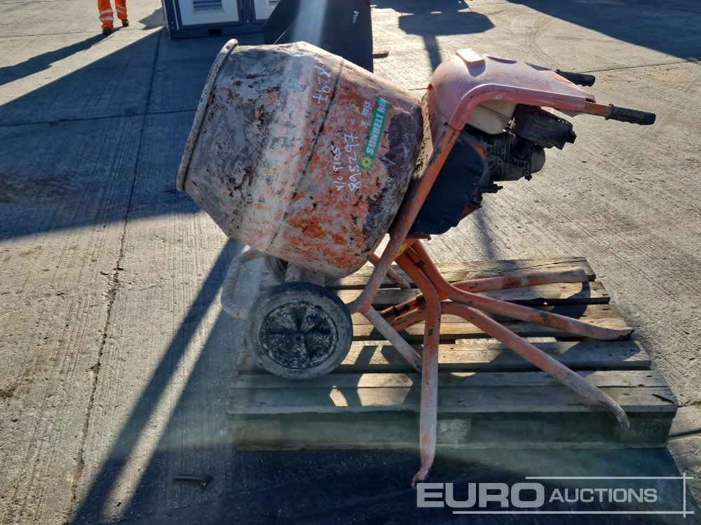 2016 Belle Petrol Cement Mixer, Honda Engine - Бетонобъркачка: снимка 4 2016 Belle Petrol Cement Mixer, Honda Engine - Бетонобъркачка: снимка 4
