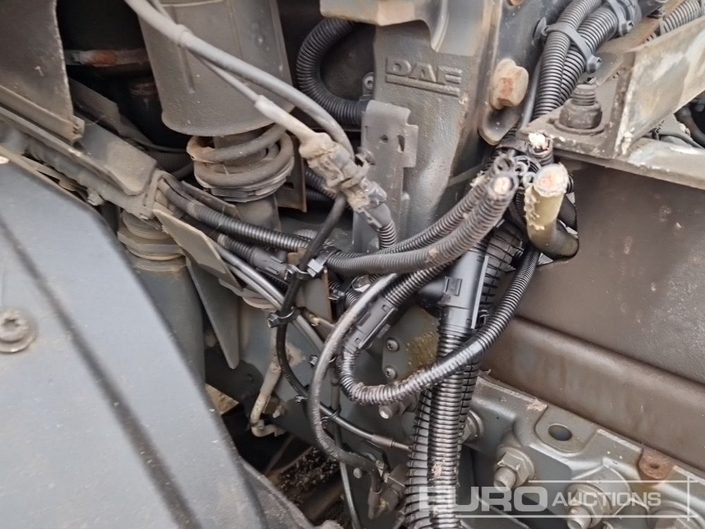 Шаси кабина 2016 DAF CF400: снимка 24