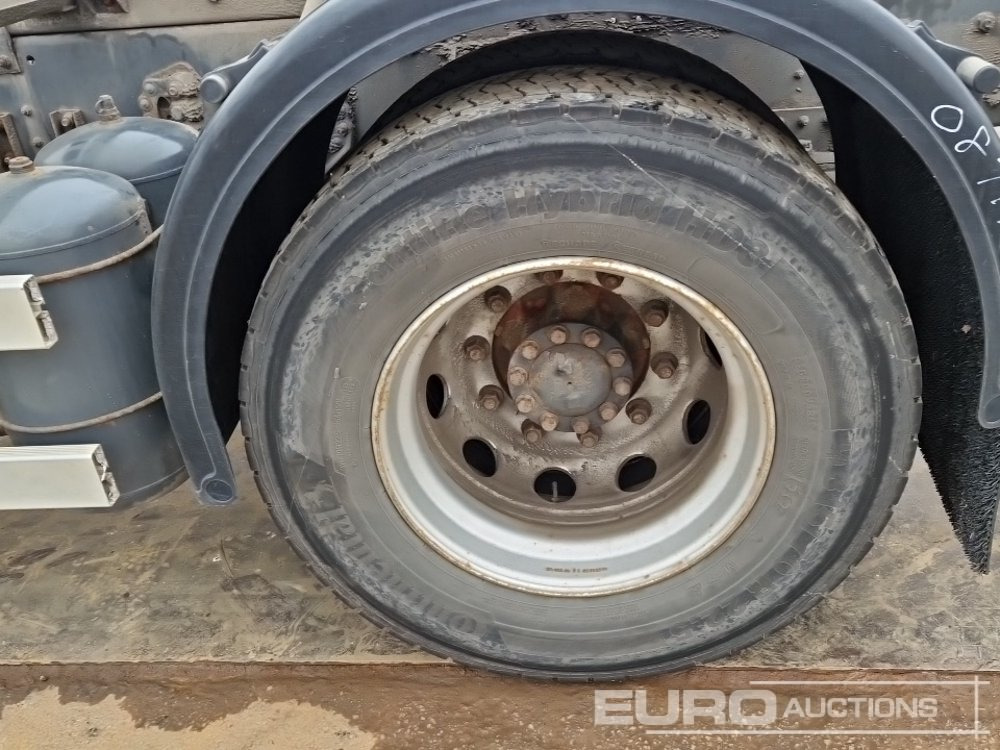 Шаси кабина 2016 DAF CF400: снимка 10