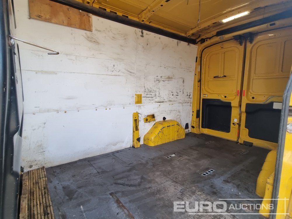 Товарен бус 2016 Ford Transit 350: снимка 19