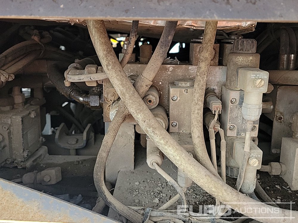 Асфалтополагач 2016 Vogele 1803-3i: снимка 24 Асфалтополагач 2016 Vogele 1803-3i: снимка 24