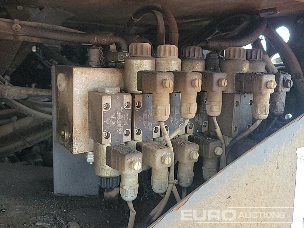 Асфалтополагач 2016 Vogele 1803-3i: снимка 28 Асфалтополагач 2016 Vogele 1803-3i: снимка 28