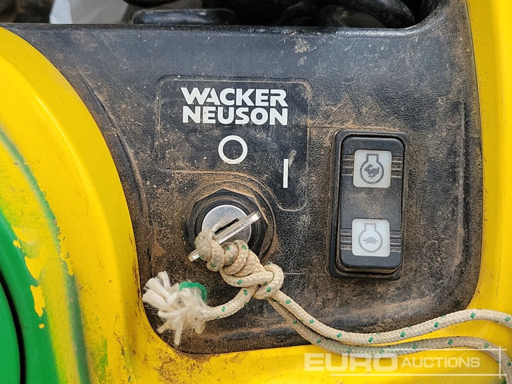 Техника за слагане на асфалт 2016 Wacker Neuson RT: снимка 34
