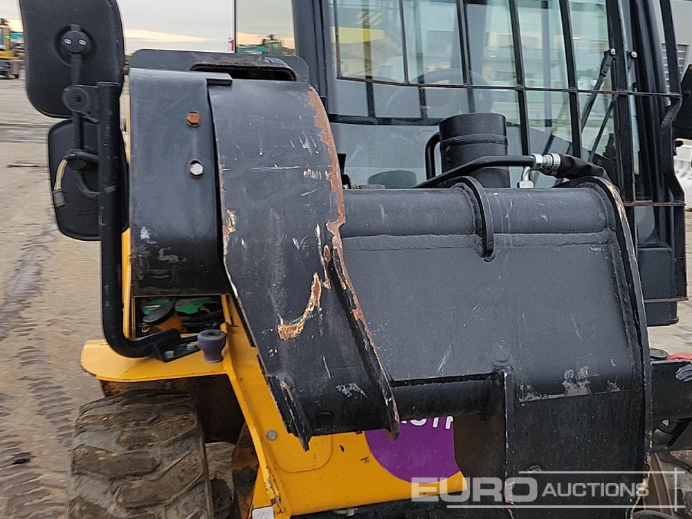 Телескопичен товарач 2017 JCB 520-40: снимка 16