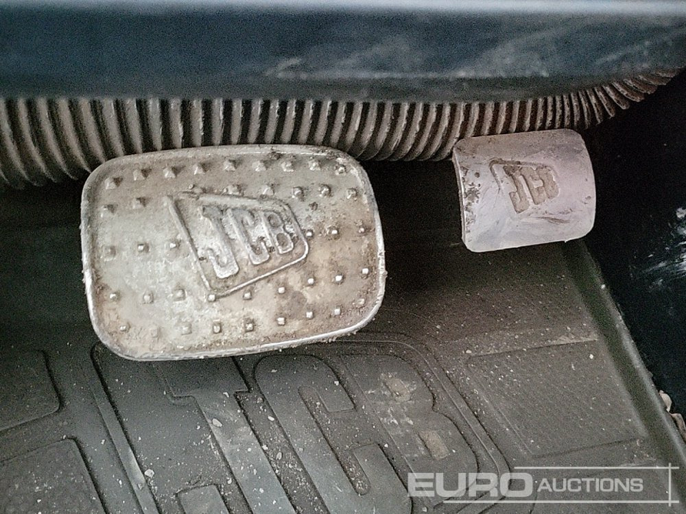 Телескопичен товарач 2017 JCB 520-40: снимка 29