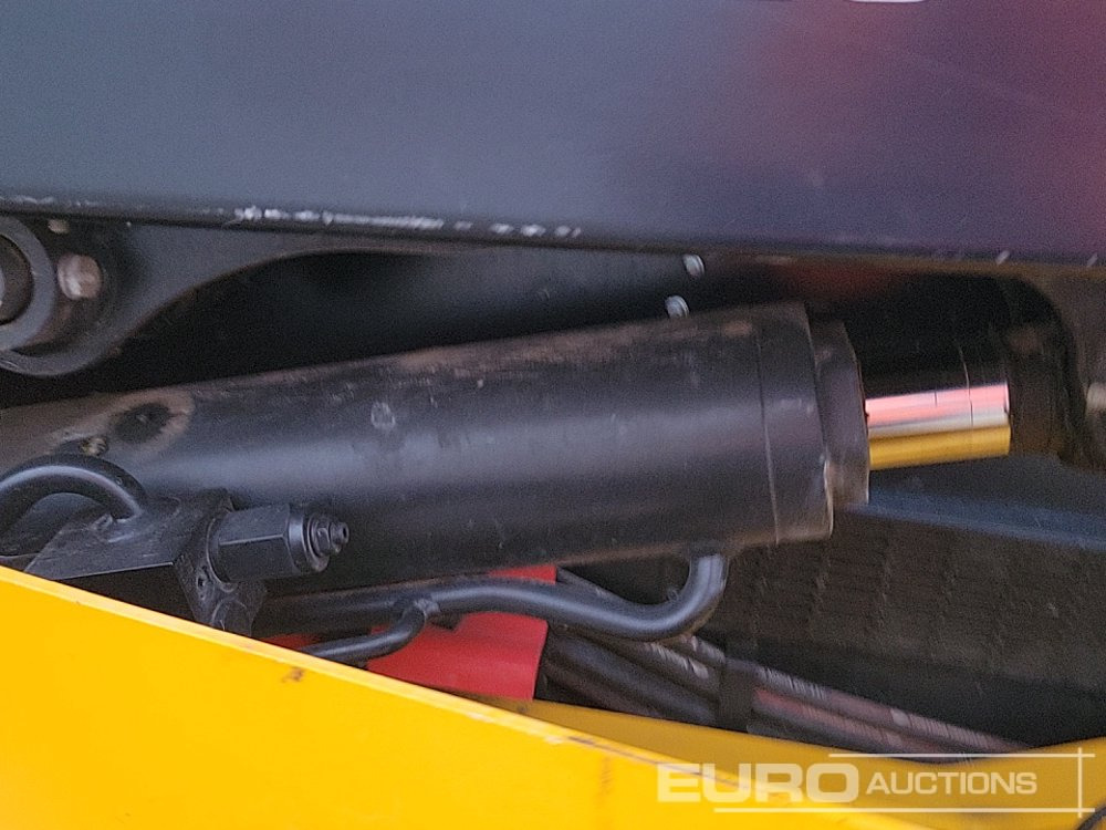 Телескопичен товарач 2017 JCB 520-40: снимка 18