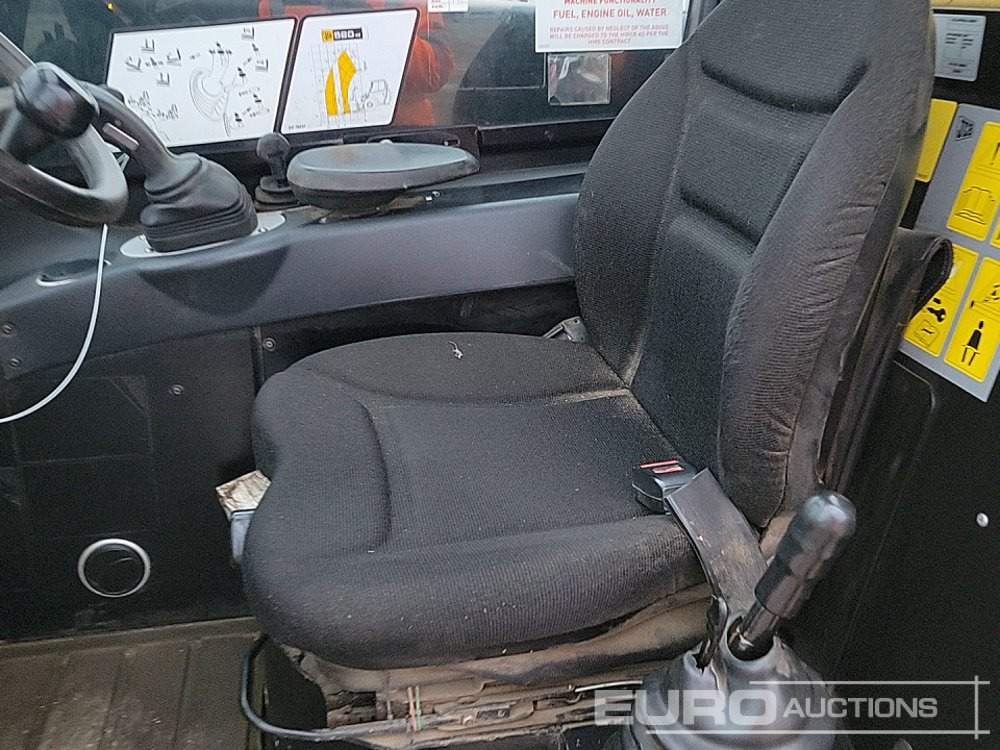 Телескопичен товарач 2017 JCB 520-40: снимка 27