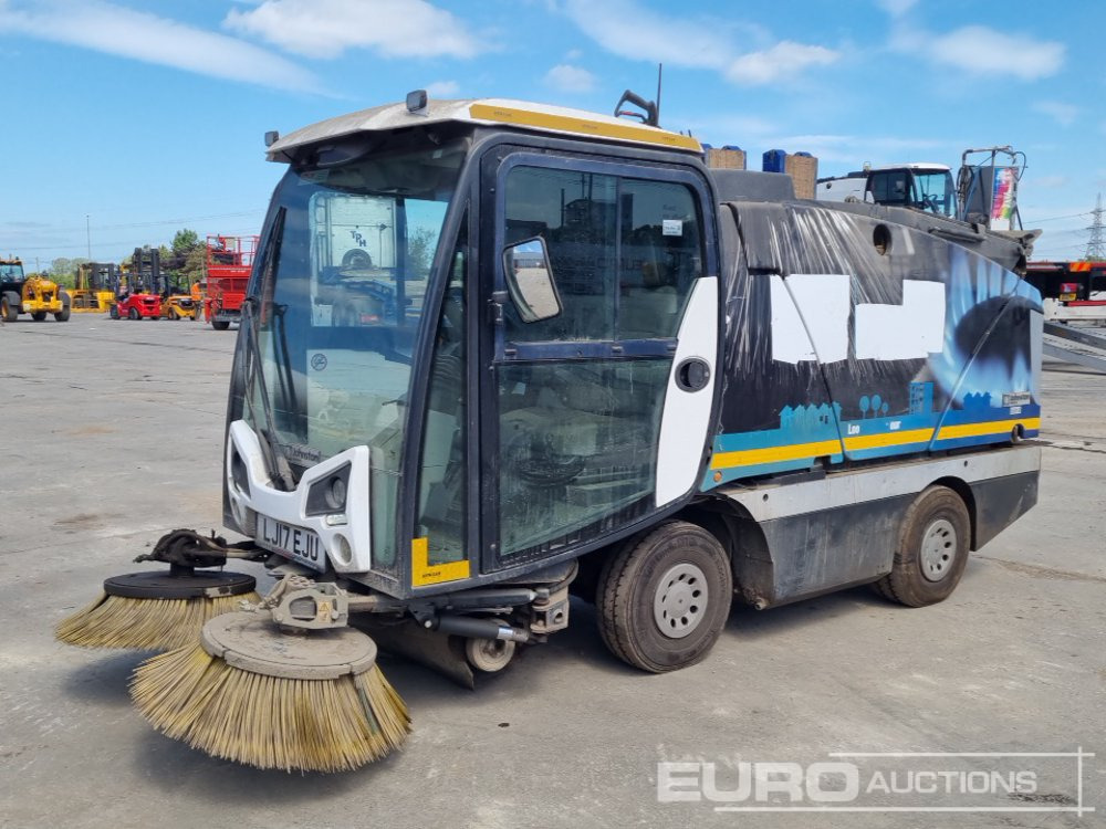 2017 Johnston 4x2 Road Sweeper, Reverse Camera, Automatic Gearbox (Category S Insurance Loss, Runs No Drive) - Мотометачна машина: снимка 1 2017 Johnston 4x2 Road Sweeper, Reverse Camera, Automatic Gearbox (Category S Insurance Loss, Runs No Drive) - Мотометачна машина: снимка 1