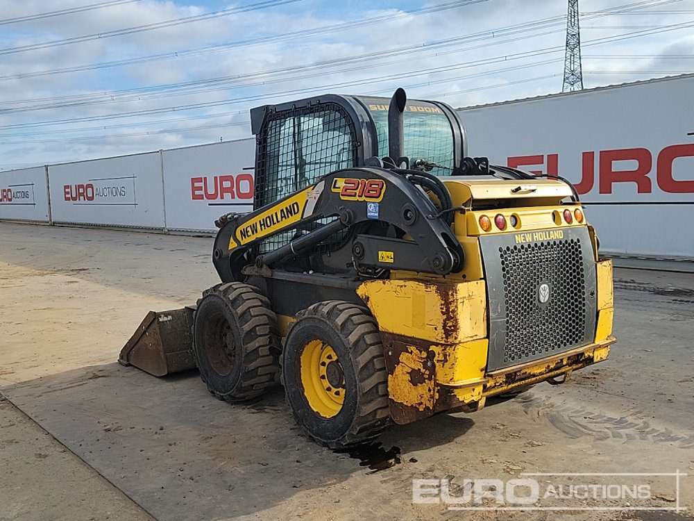 2017 New Holland L218 - Мини челен товарач: снимка 3 2017 New Holland L218 - Мини челен товарач: снимка 3