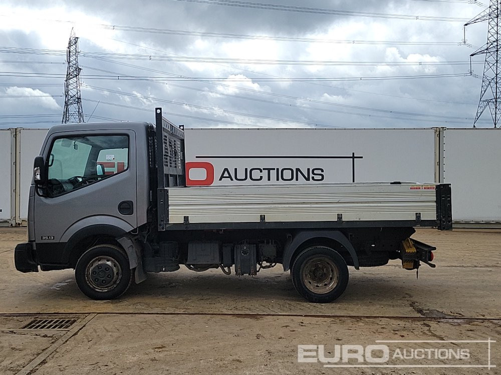 2017 Nissan Cabstar NT400 - Бордови бус: снимка 2 2017 Nissan Cabstar NT400 - Бордови бус: снимка 2