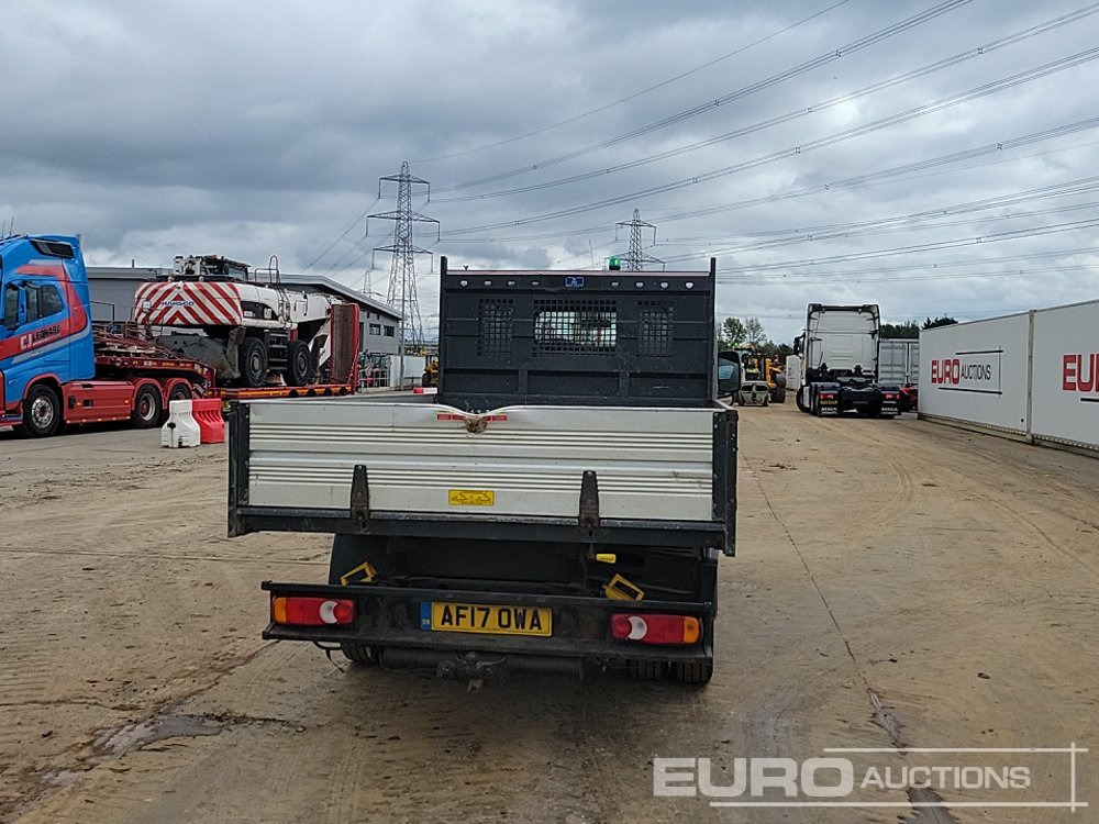 2017 Nissan Cabstar NT400 - Бордови бус: снимка 4 2017 Nissan Cabstar NT400 - Бордови бус: снимка 4