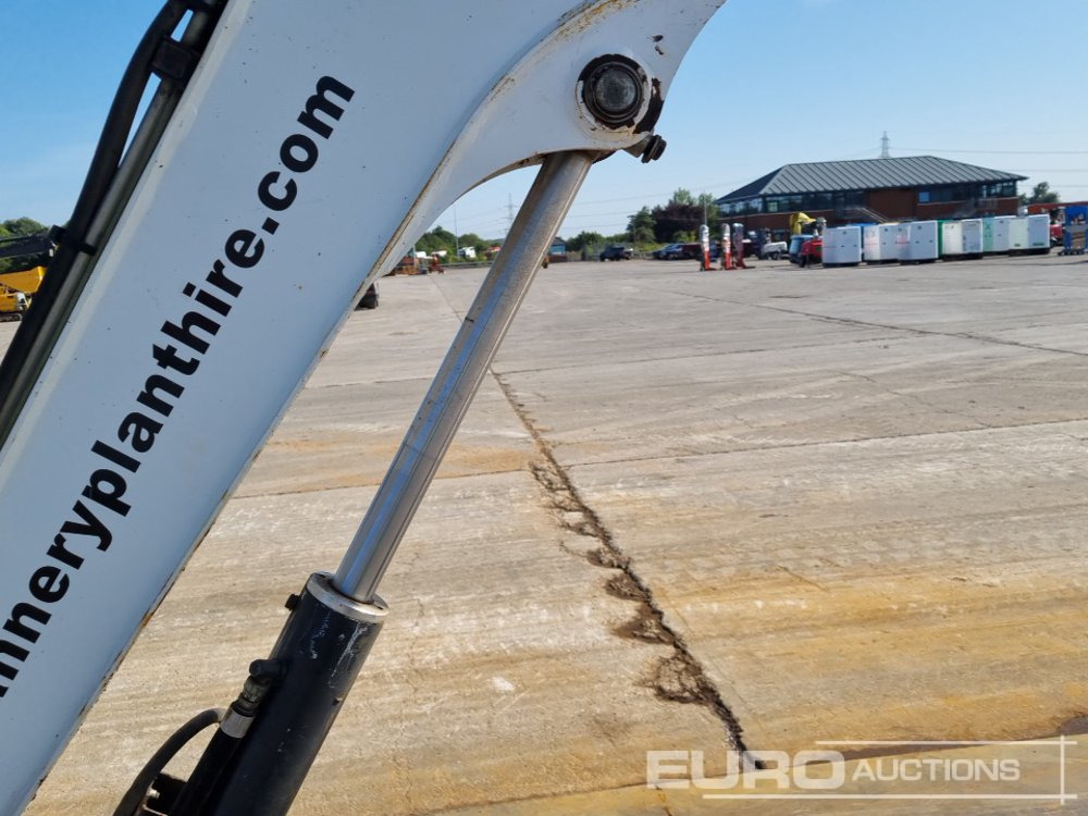 Мини багер 2018 Bobcat E26EM: снимка 24