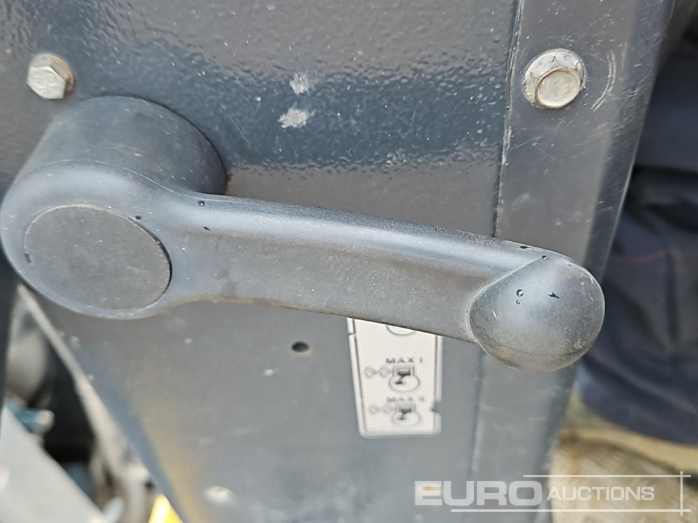 Валяк 2018 Bomag BW120AD-5: снимка 33