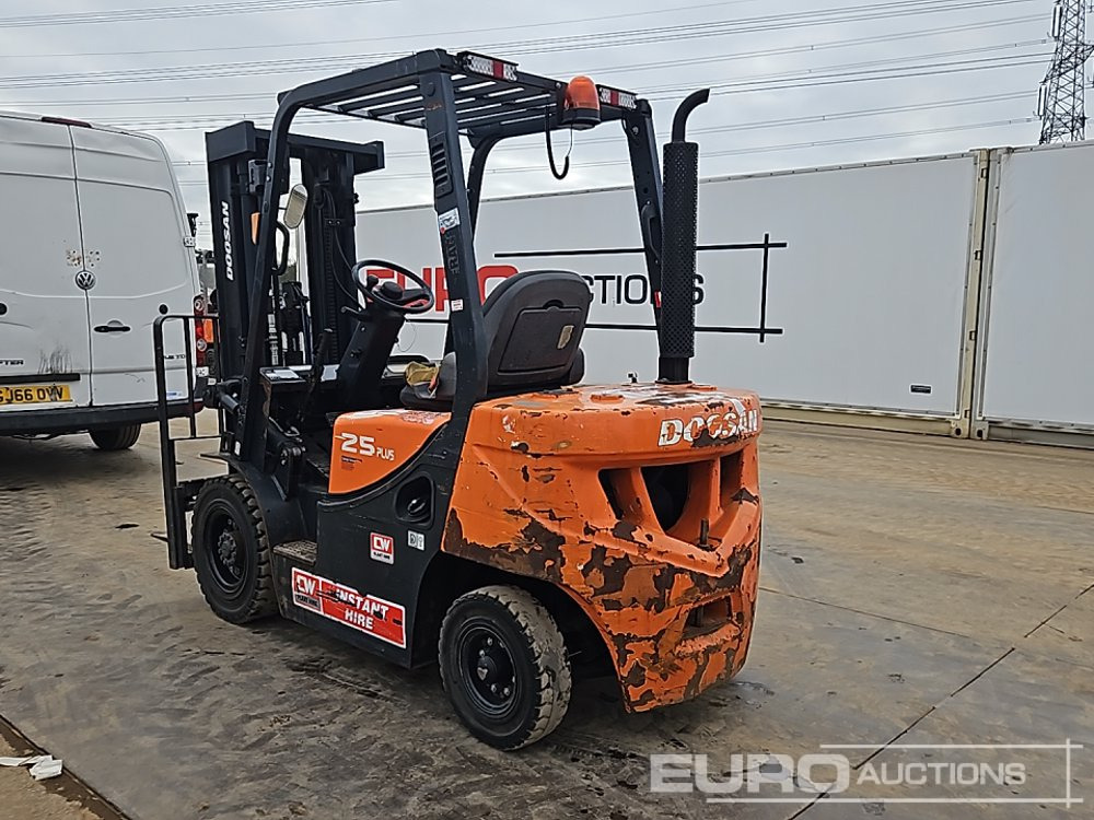 2018 Doosan D25GP - Мотокар: снимка 3 2018 Doosan D25GP - Мотокар: снимка 3