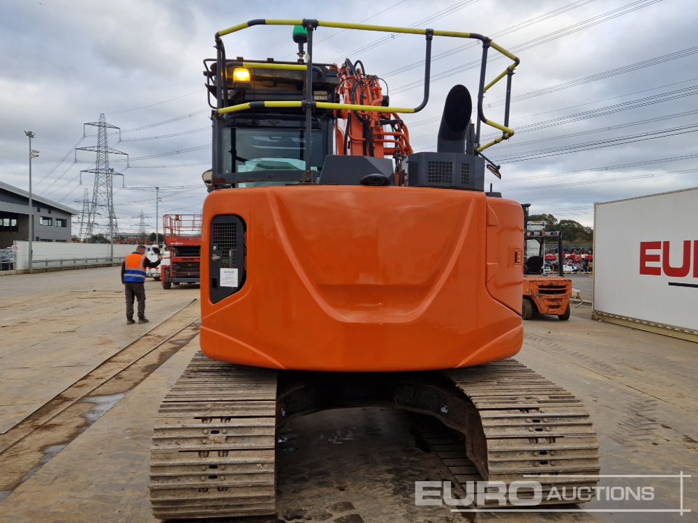 2018 Hitachi ZX135US-6 - Верижен багер: снимка 4 2018 Hitachi ZX135US-6 - Верижен багер: снимка 4
