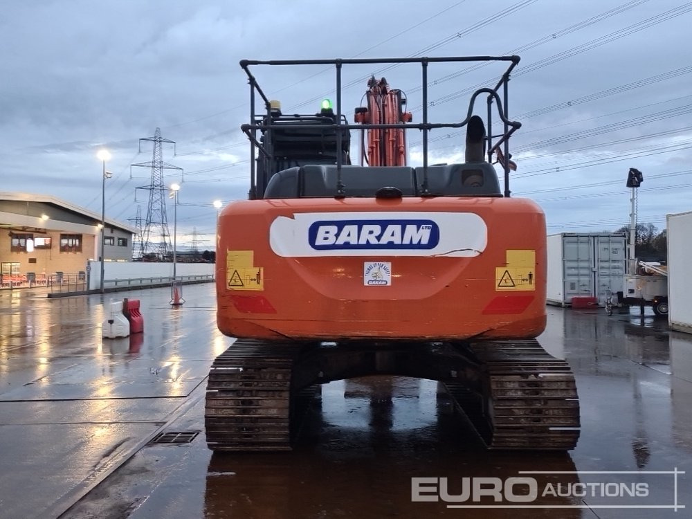 2018 Hitachi ZX210LC-6 - Верижен багер: снимка 4 2018 Hitachi ZX210LC-6 - Верижен багер: снимка 4