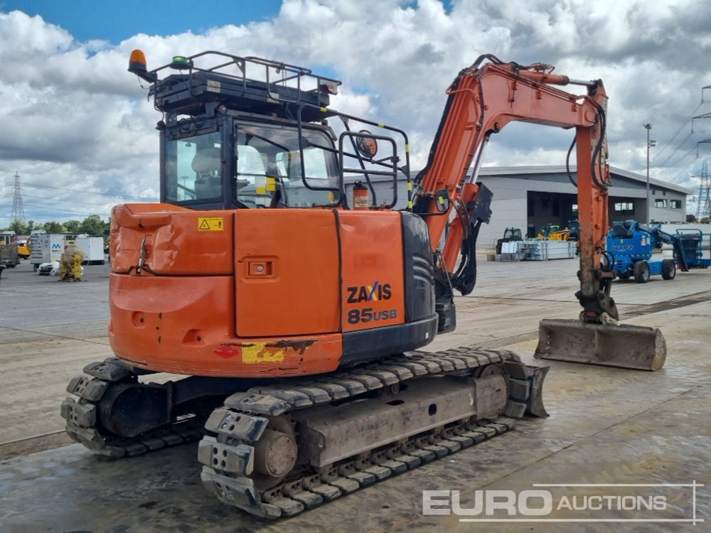 2018 Hitachi ZX85USB-5A - Мини багер: снимка 5 2018 Hitachi ZX85USB-5A - Мини багер: снимка 5