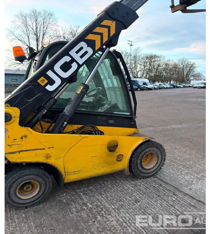 2018 JCB TLT30 - Телескопичен товарач: снимка 3 2018 JCB TLT30 - Телескопичен товарач: снимка 3