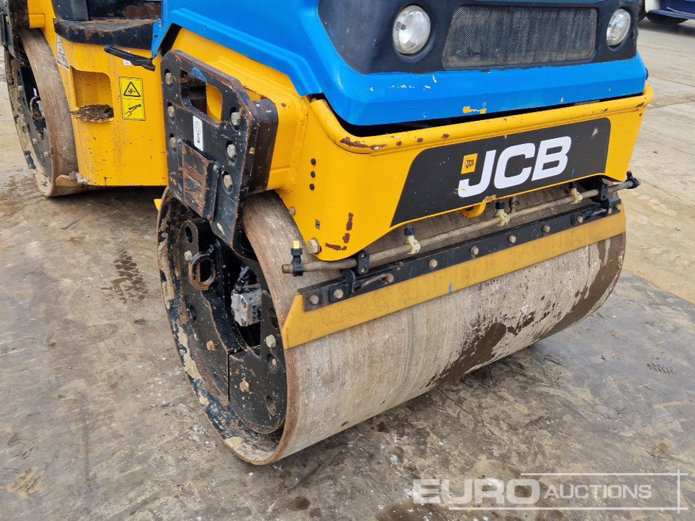 Валяк 2018 JCB VMT430: снимка 16
