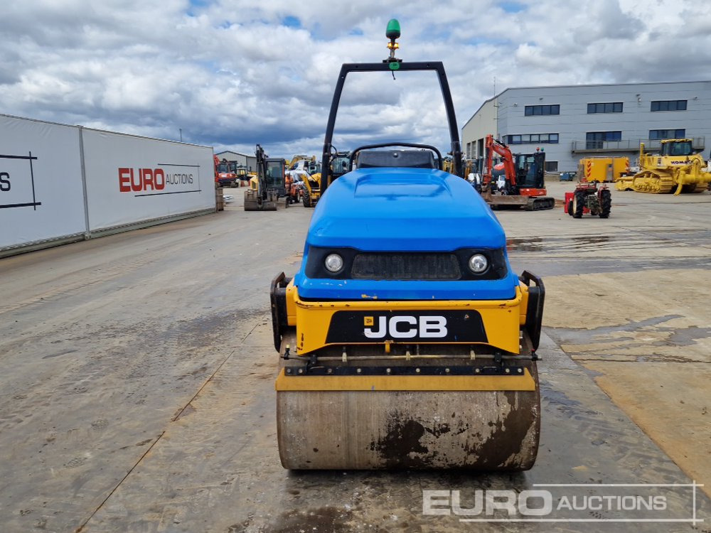 Валяк 2018 JCB VMT430: снимка 8