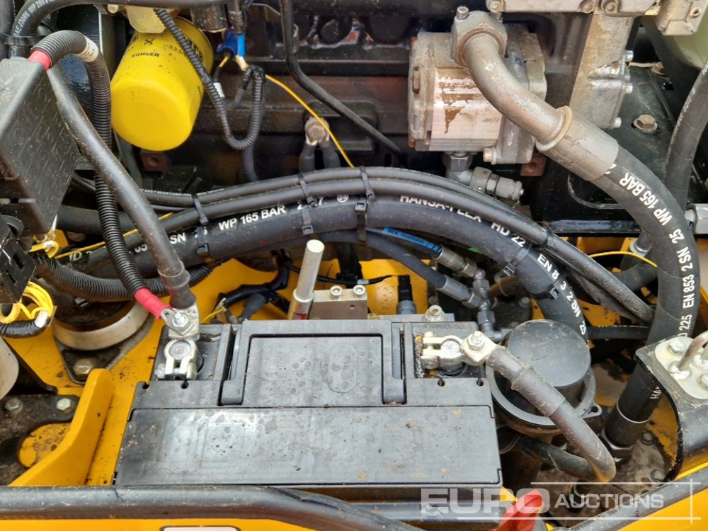 Валяк 2018 JCB VMT430: снимка 24