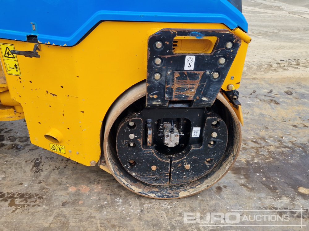 Валяк 2018 JCB VMT430: снимка 15