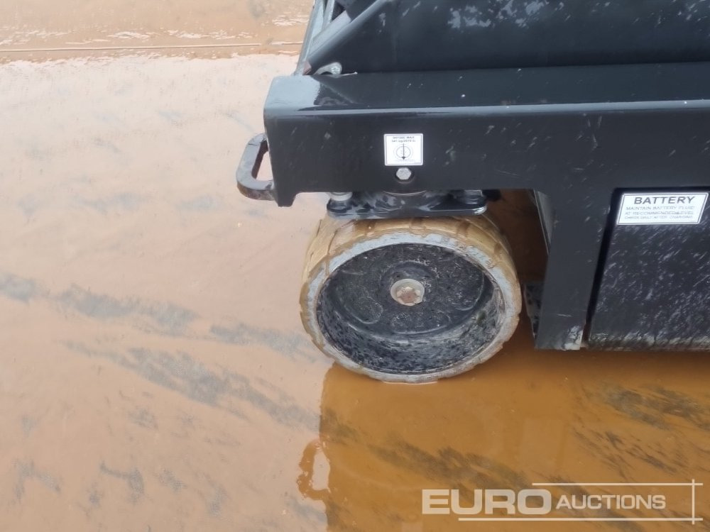 Работна площадка 2018 Snorkel S4726E: снимка 9 Работна площадка 2018 Snorkel S4726E: снимка 9