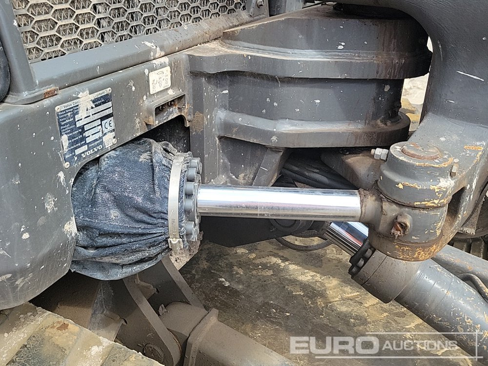 Мини багер 2018 Volvo ECR88D: снимка 21