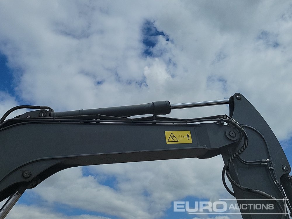 Мини багер 2018 Volvo ECR88D: снимка 24