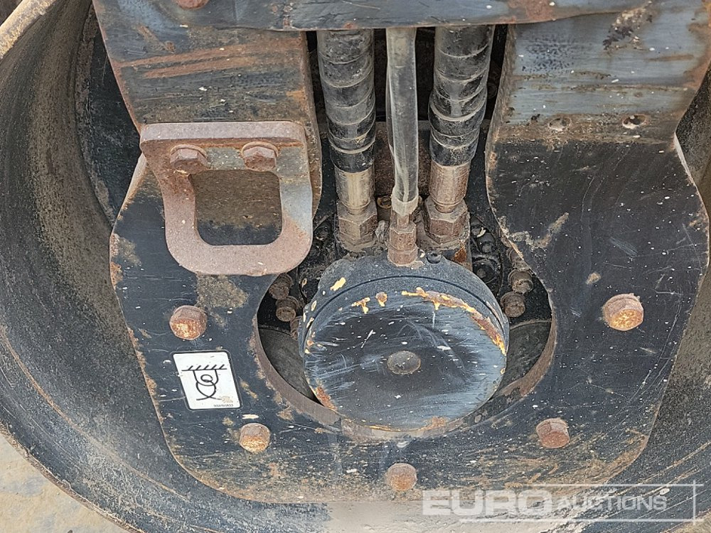 Валяк 2019 JCB CT260-120: снимка 38