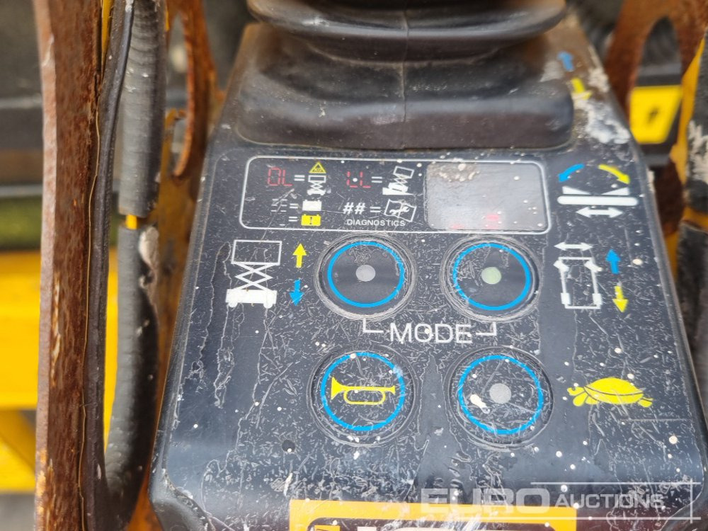 Работна площадка 2019 JCB S1930E: снимка 19